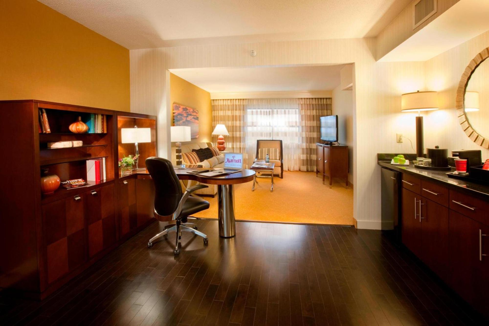 Minneapolis Marriott Northwest Brooklyn Park Exteriör bild